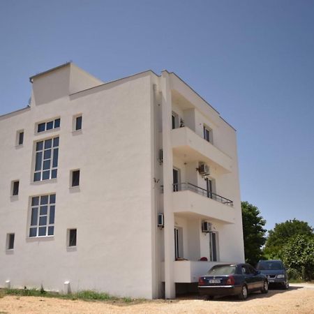 Apartments Kupi Ul Rudaj 41 Улцин Екстериор снимка