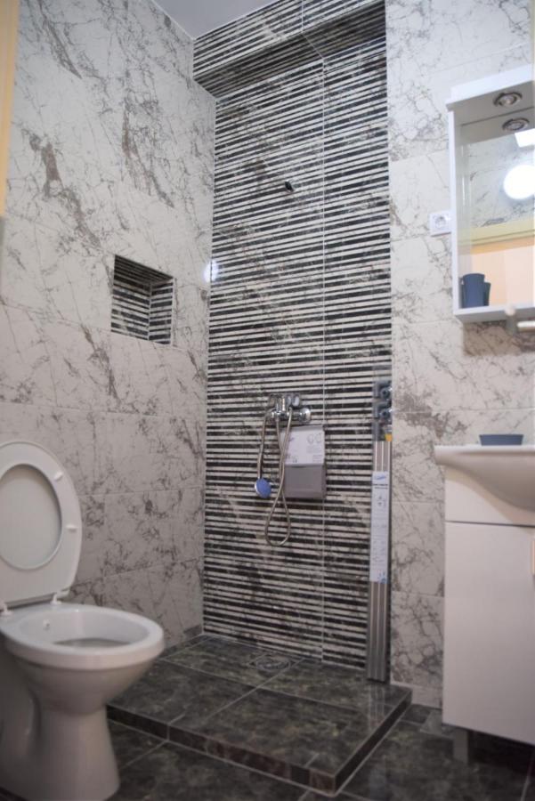 Apartments Kupi Ul Rudaj 41 Улцин Екстериор снимка