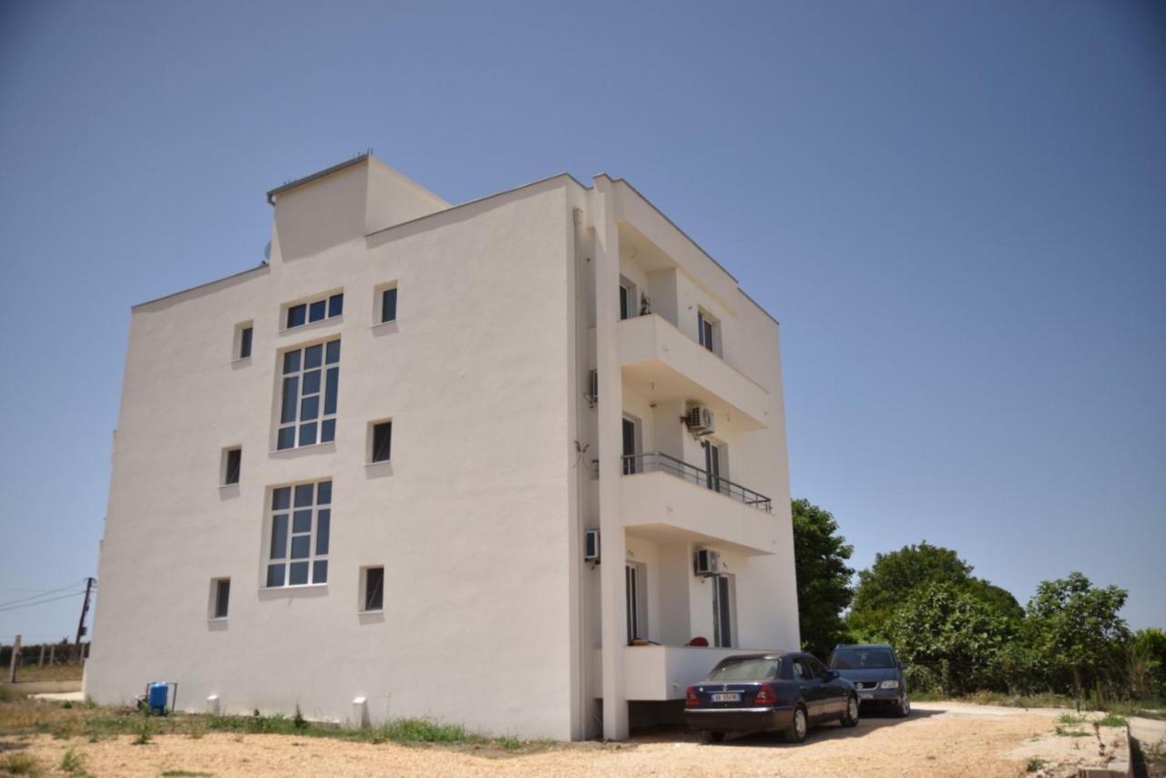 Apartments Kupi Ul Rudaj 41 Улцин Екстериор снимка